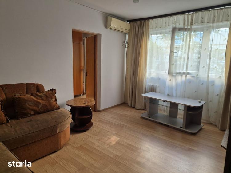 Apartament cu 3 camere nedecomandat în Vest