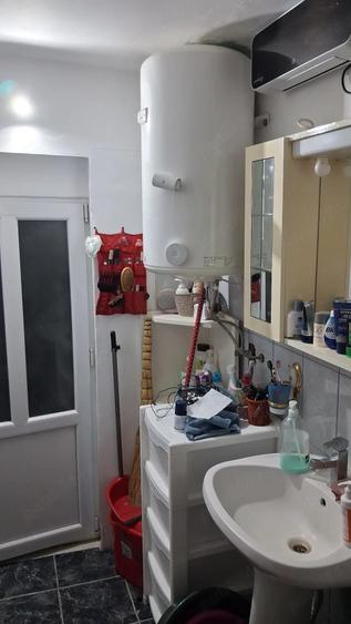 Casă cu 3 camere cu Teren 1300 Mp în Smeeni