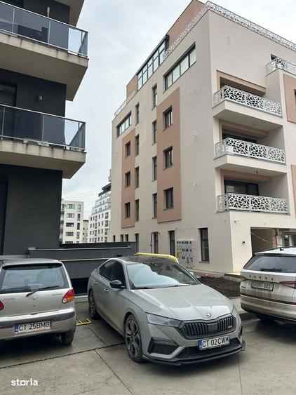 Apartament cu 3 camere decomandat în Tomis Plus