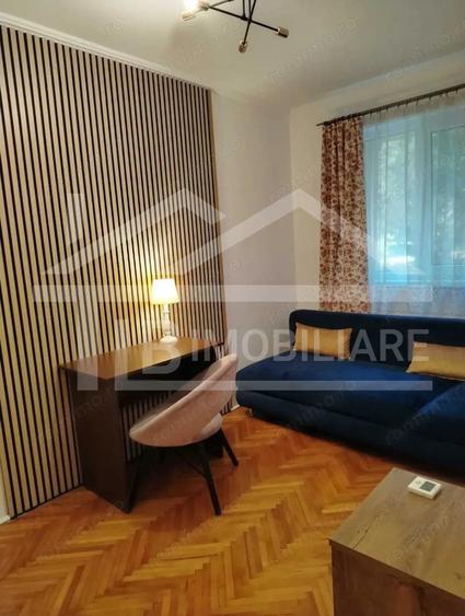 Apartament cu 3 camere semidecomandat în Tudor