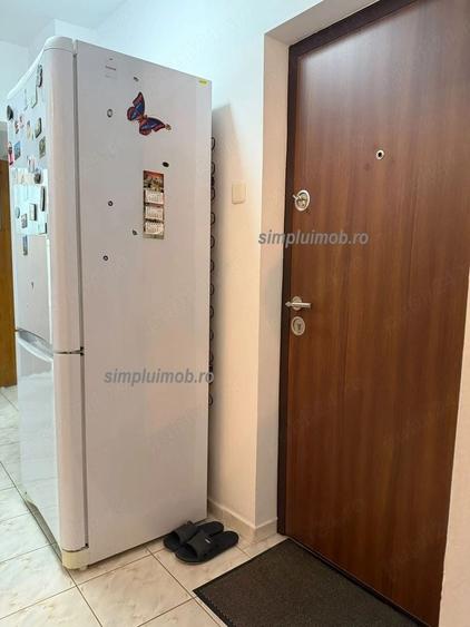 Apartament cu 3 camere decomandat, mobilat în Giurgiului