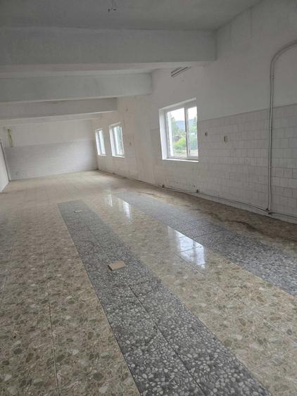 Spațiu comercial, de 638 mp, în Suplacu de Barcău