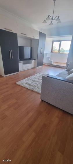 Apartament cu 3 camere decomandat în Ultracentral