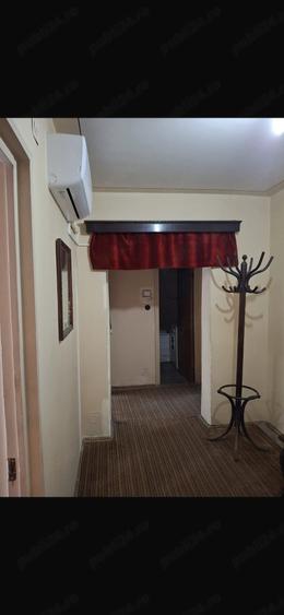 Apartament cu 3 camere decomandat în Obor