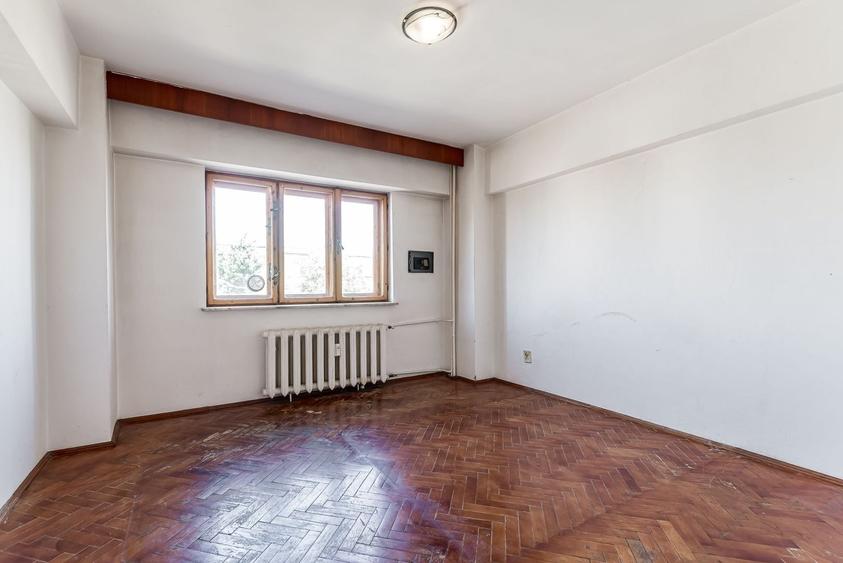 Apartament cu 4 camere decomandat în Aurel Vlaicu