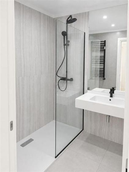 Apartament cu 2 camere decomandat în Aviației