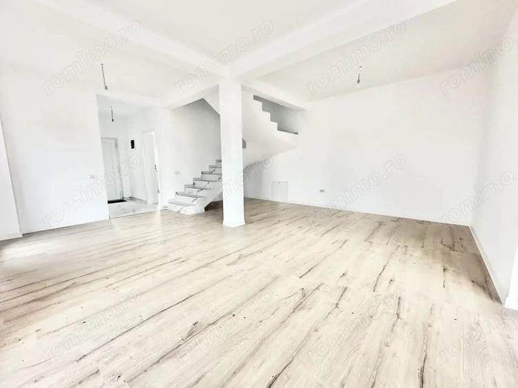 Casă cu 3 camere cu Teren 255 Mp în Moșnița Veche