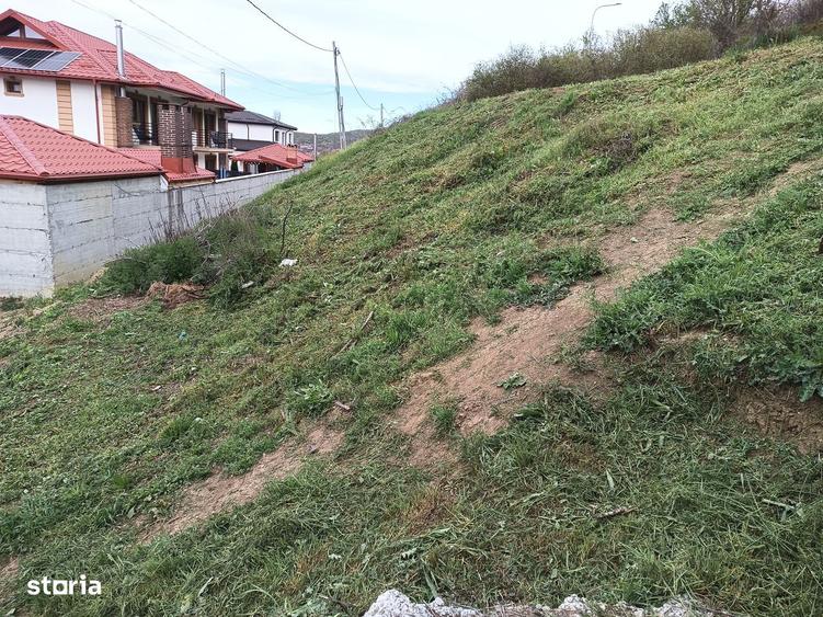 Teren de 467 mp, în Central