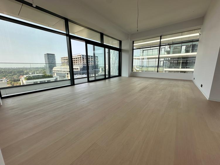 Apartament cu 4 camere semidecomandat în Floreasca