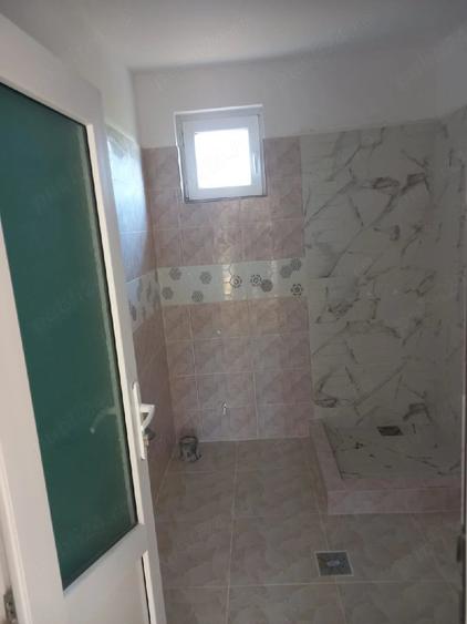 Casă cu 3 camere cu Teren 500 Mp în Pecineaga