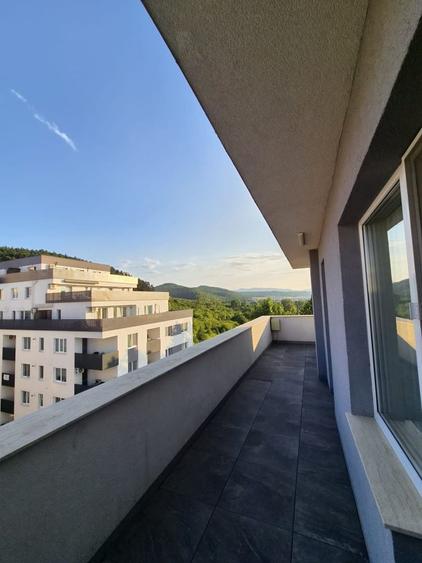 Apartament cu 3 camere în Florești