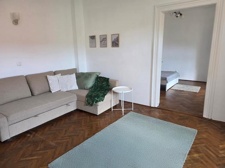 Apartament cu 2 camere, mobilat în Centrul Istoric