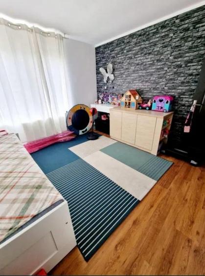 Apartament cu 3 camere de vanzare in FLORESTI, zona SESUL DE SUS - 6