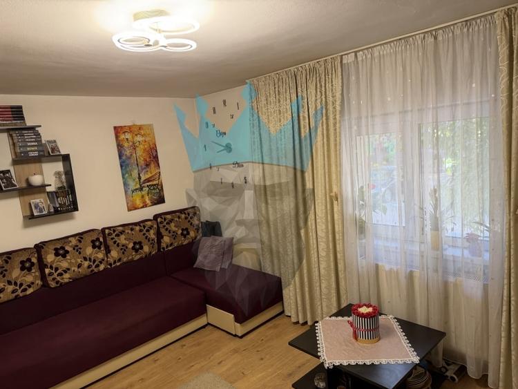 Apartament cu 2 camere decomandat, mobilat în Vitan Mall