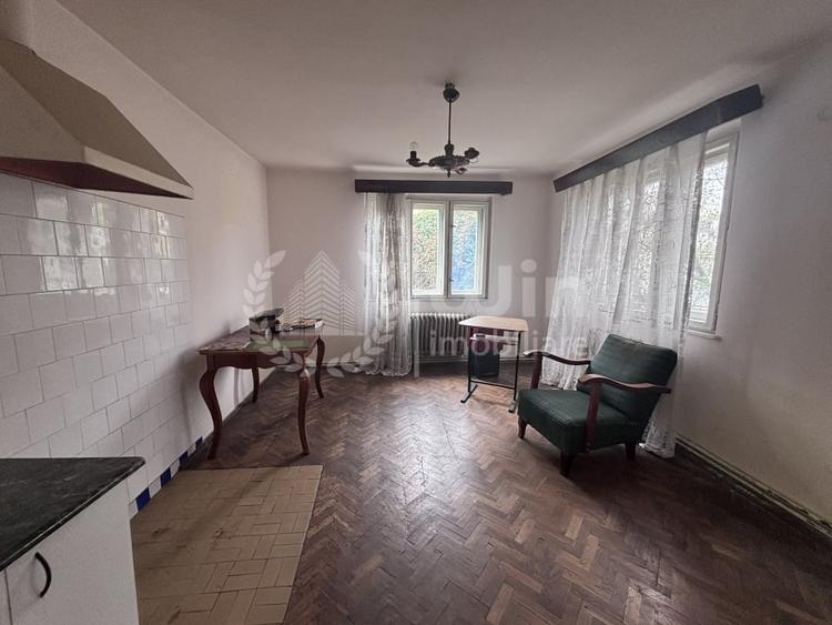Casă individuală cu 3 camere cu Canalizare în Gruia