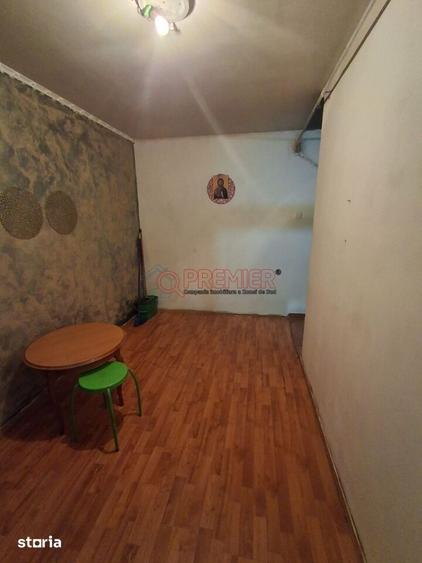Sector 4 - Metrou Brancoveanu garsoniera decomandata - 4