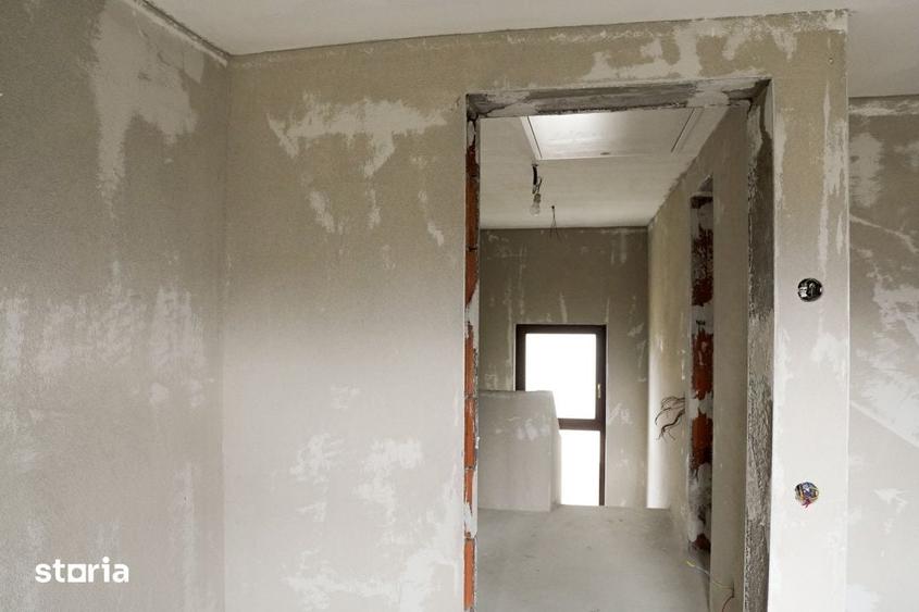 Casă cu 4 camere cu Teren 300 Mp în Central
