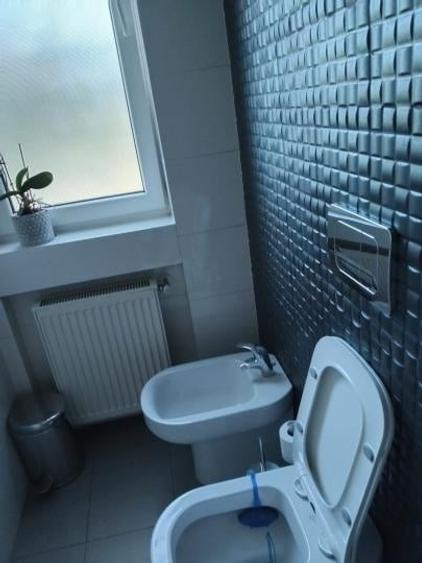 Apartament cu 3 camere decomandat, mobilat în Băneasa