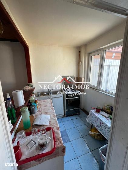 Casă cu 5 camere cu Teren 393 Mp în Nufărul