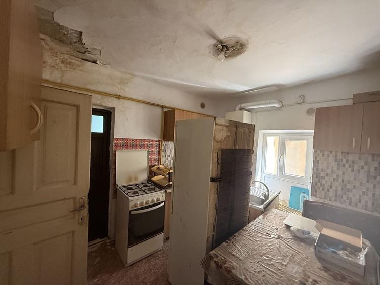 Apartament cu 4 camere în Central