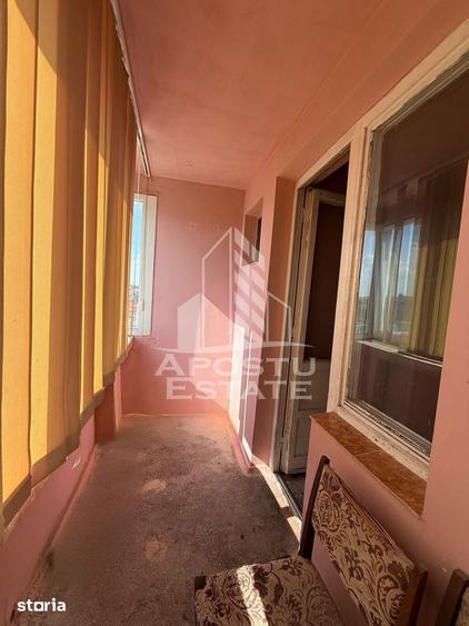 Apartament cu 3 camere semidecomandat în Girocului — fotografia 3