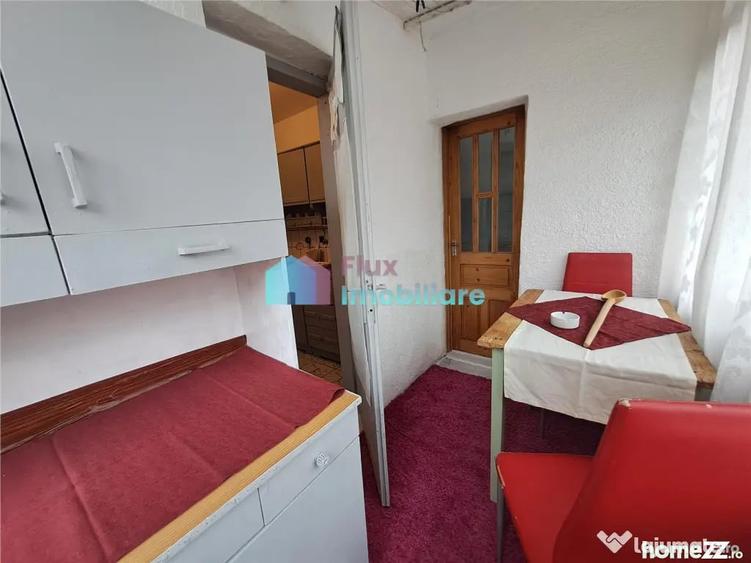 Apartament cu 3 camere decomandat în Obcini