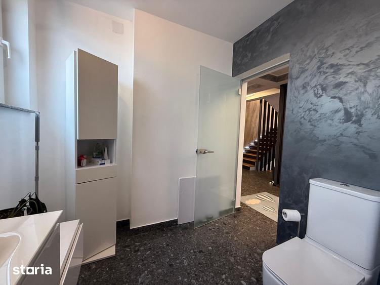 Casă cu 5 camere cu Teren 467 Mp în Făget