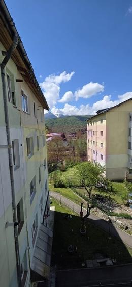 Apartament cu 2 camere de vanzare in Azuga - 2