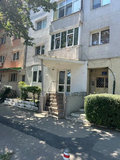 Spațiu comercial, de 60 mp, în Central