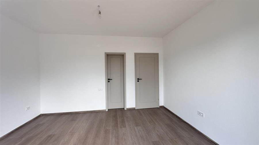 Casă cu 4 camere cu Teren 488 Mp în Turcheș