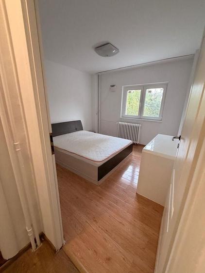 Apartament cu 2 camere semidecomandat, mobilat în Brâncoveanu