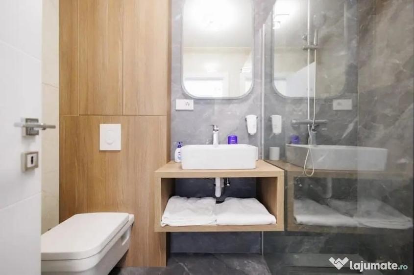 Apartament cu 2 camere semidecomandat în Central
