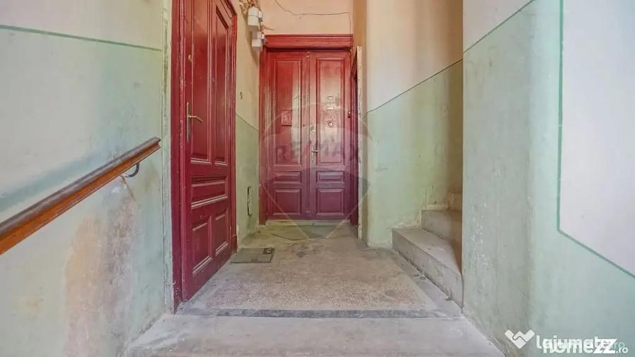 Casă cu 4 camere cu Teren 1048 Mp în Central