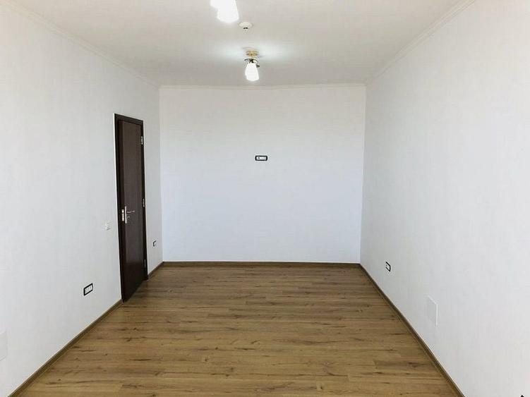 Birou, de 82 mp, în Centrul Civic