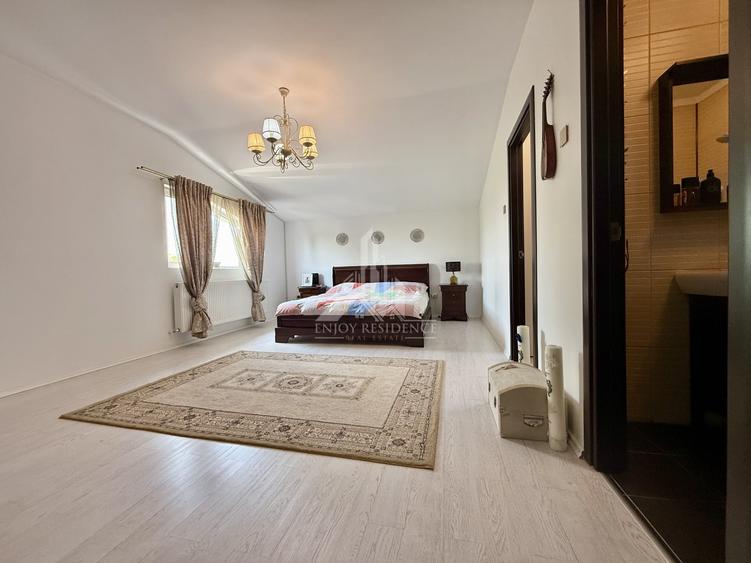 Casă individuală cu 5 camere cu Teren 427 Mp în Domnești
