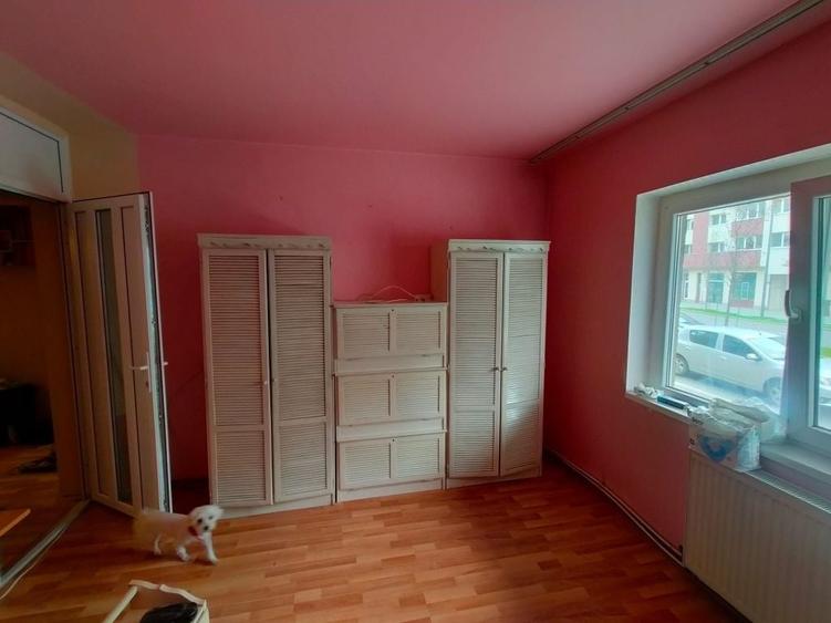 Apartament cu 3 camere decomandat în Ultracentral