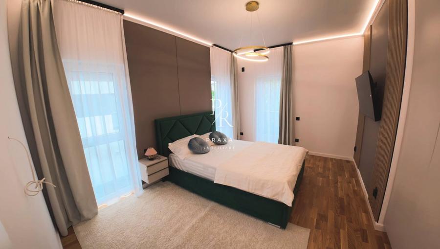 Duplex cu 4 camere cu Canalizare în Florești