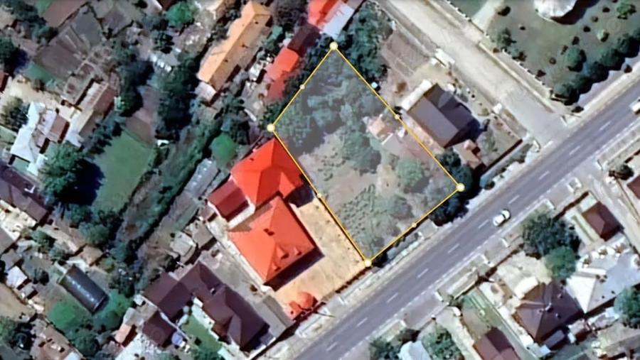 Teren de 1200 mp, în Plosca