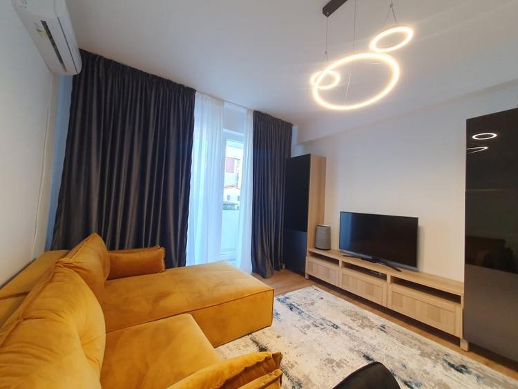 De vanzare 2 camere  Militari Residence - 14