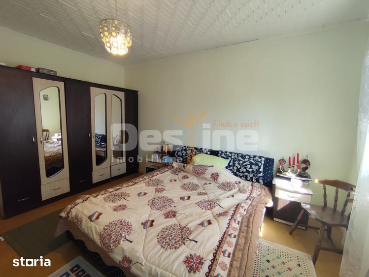 Casă cu 3 camere decomandat cu Teren 4000 Mp în Drajna