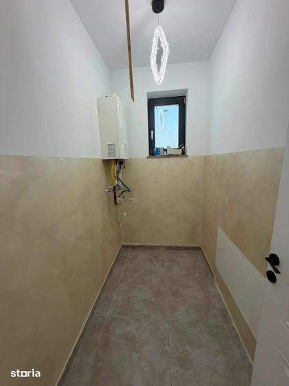 Casă cu 3 camere cu Teren 400 Mp în Mărgineni