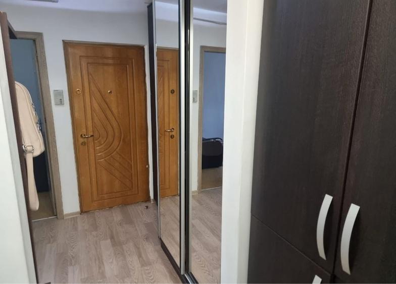 Apartament cu 2 camere decomandat în Bascov