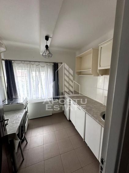 Garsonieră semidecomandată în Complex Studențesc
