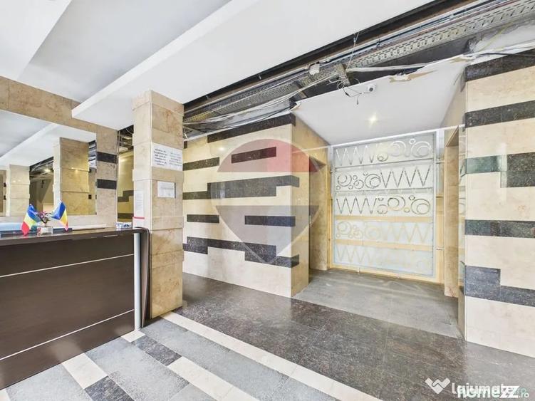 Apartament cu 3 camere decomandat în Nordului