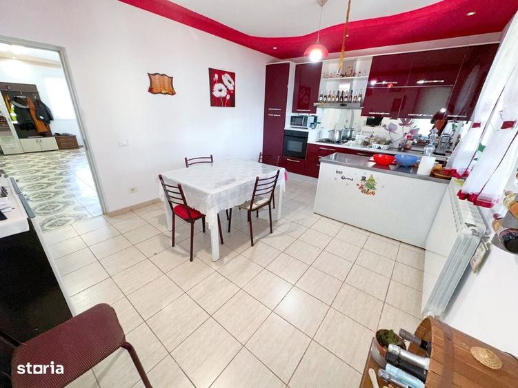 Casă cu 4 camere în Cucerdea