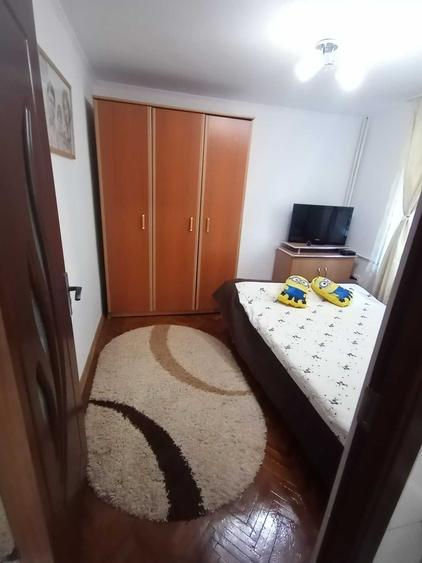 Proprietar Inchiriez apartament 2 camere DECOMANDAT, Ploiesti Vest 1.250 Lei Proprietar de la 1 Octombrie) - 1