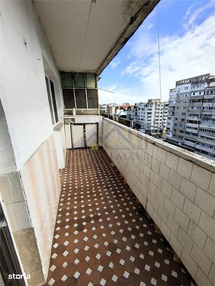 Apartament cu 3 camere decomandat în Unirii Sud