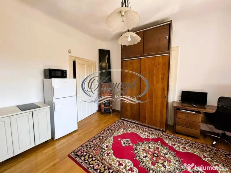 Apartament cu 3 camere semidecomandat, mobilat în Semicentral