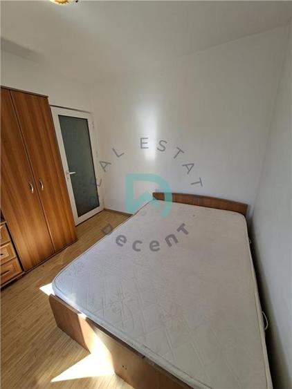 Apartament cu 2 camere semidecomandat în Florilor