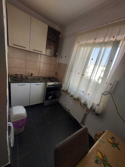 Garsonieră decomandată în Popa Șapcă